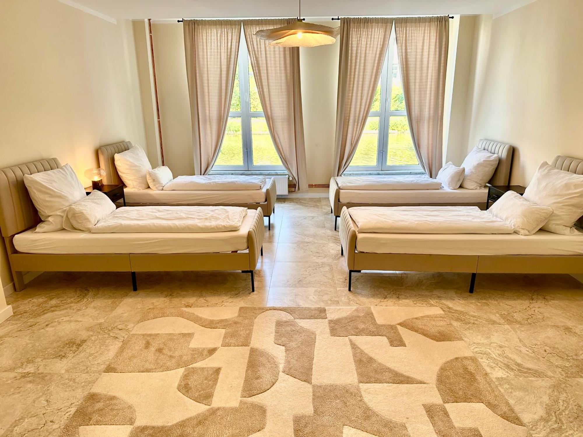 Sanierte 5 Zimmer Luxus Standard Apartment Auf 350Qm 汉堡 外观 照片