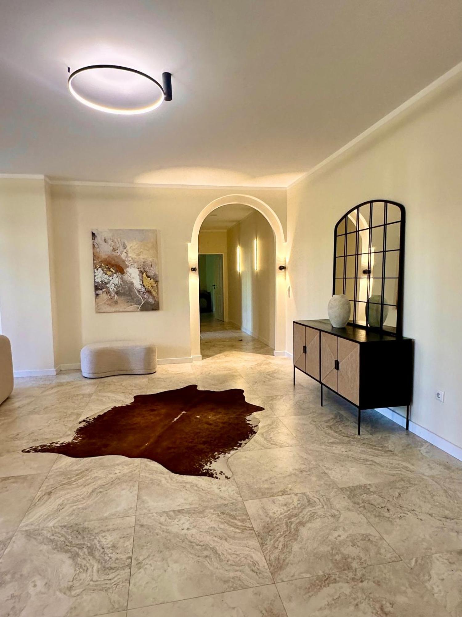 Sanierte 5 Zimmer Luxus Standard Apartment Auf 350Qm 汉堡 外观 照片