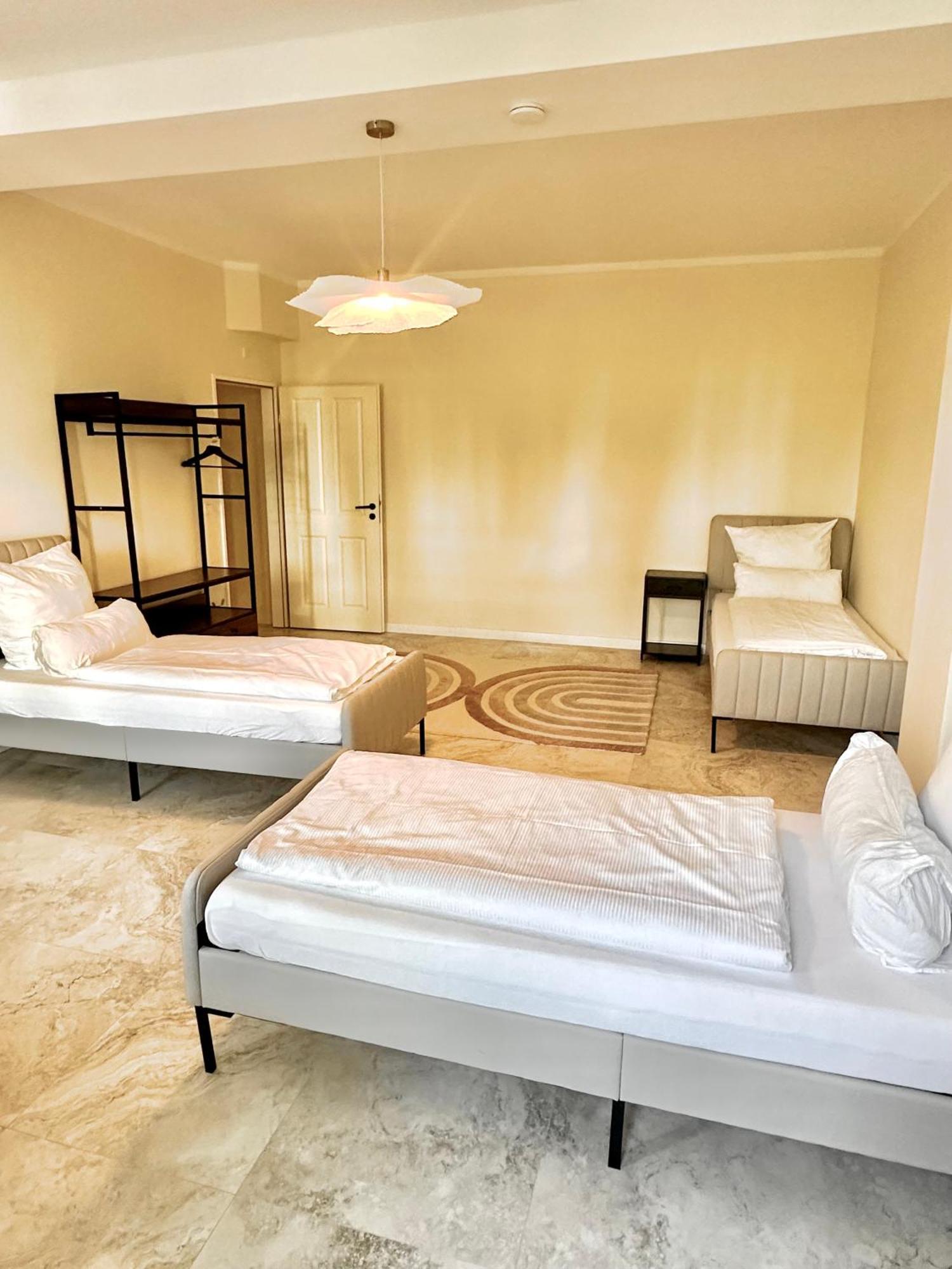 Sanierte 5 Zimmer Luxus Standard Apartment Auf 350Qm 汉堡 外观 照片